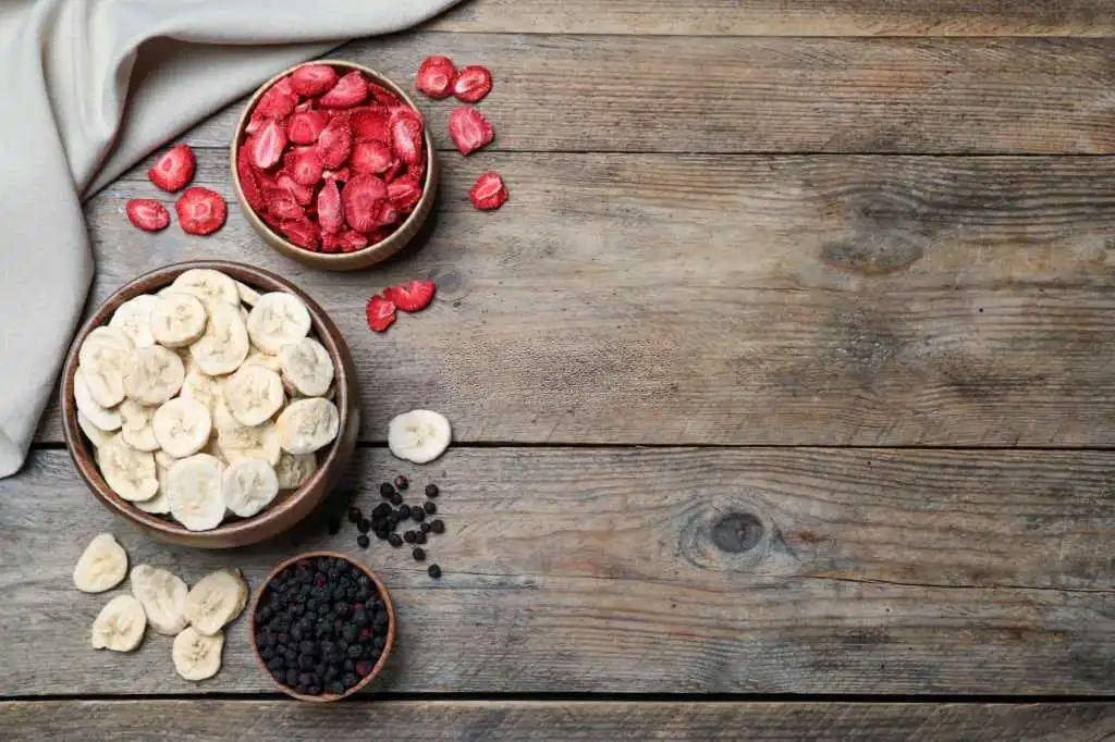 Freeze Dried Fruit vs Dehydrated Fruit